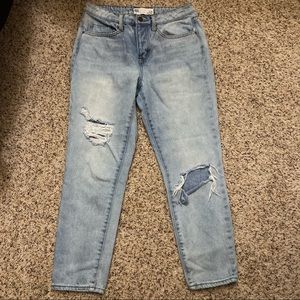 CUTE JEANS
